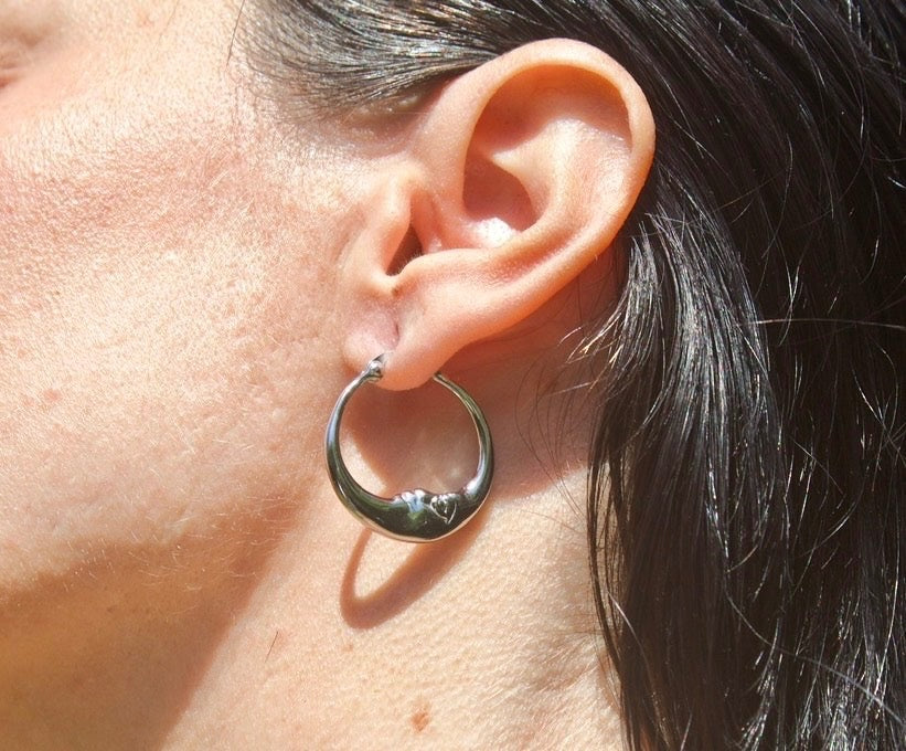 Quianey Silver Moon Hoops