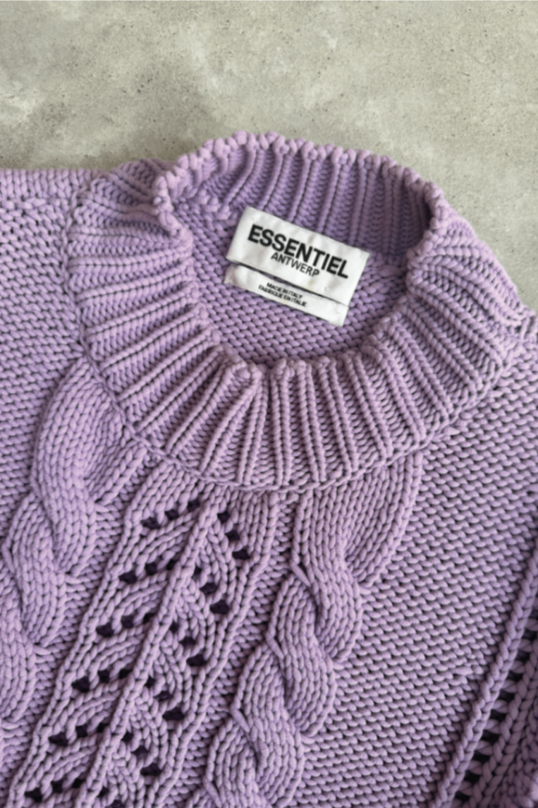 Essential Antwerp lilac vest L (RRP $315)