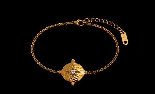 Quianey Compass Bracelet