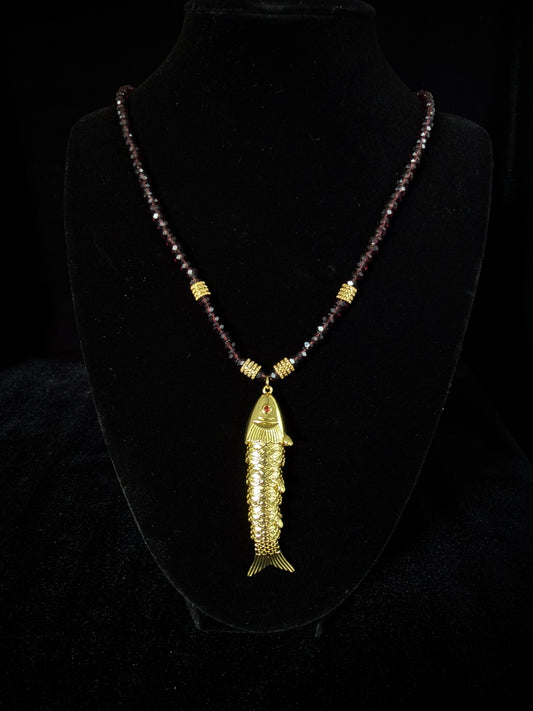 Quianey Lucky Fish Pendant Necklace
