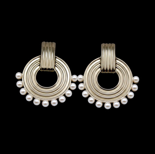 Quianey Silver Pearl Fan Earrings