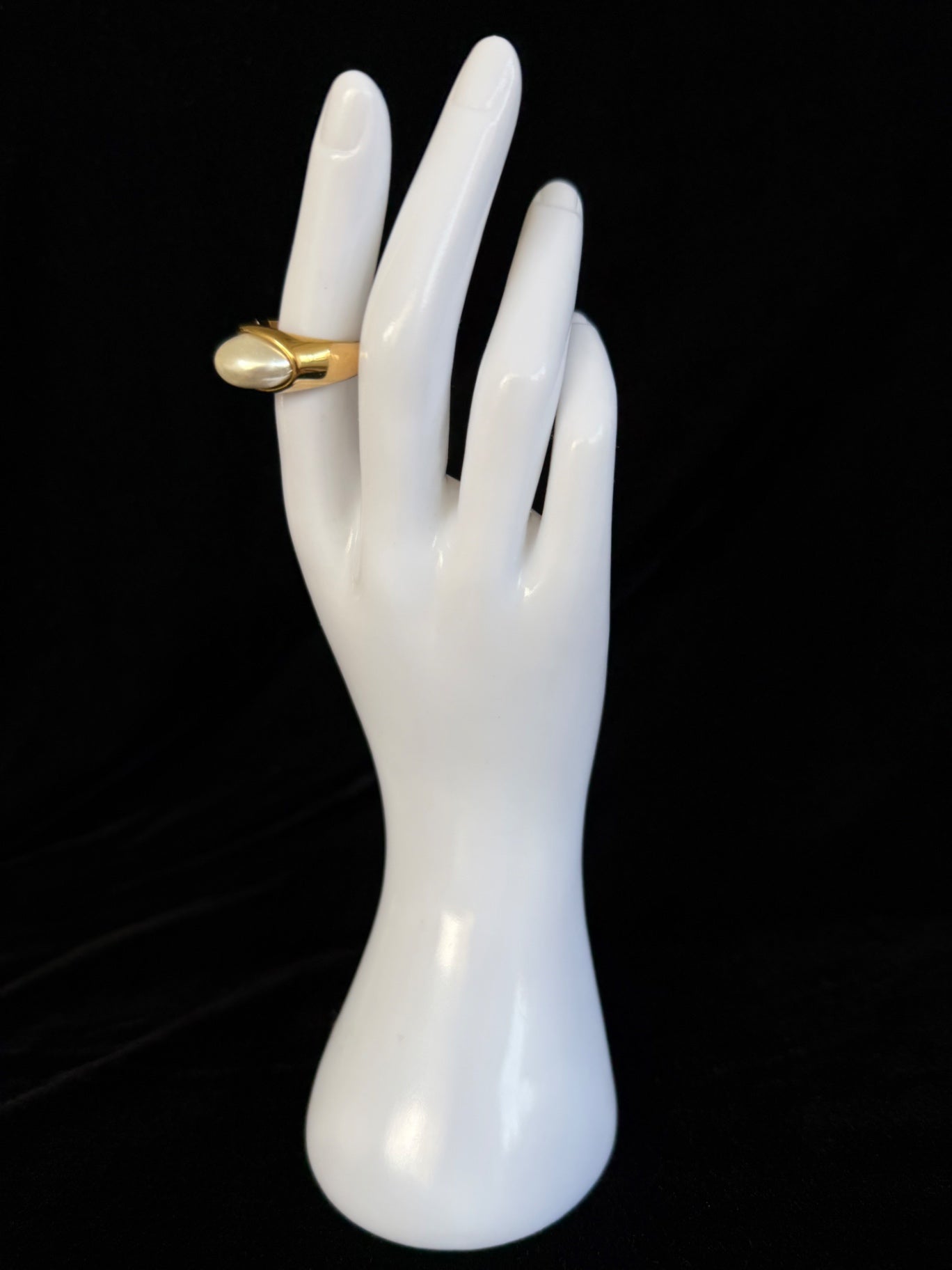 Quianey Pearl Dome Ring
