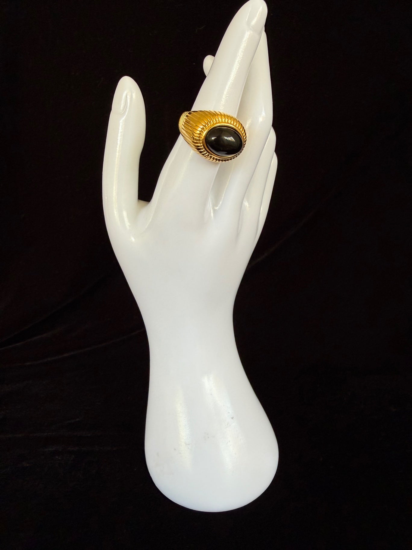 Quianey Black Onyx Ring