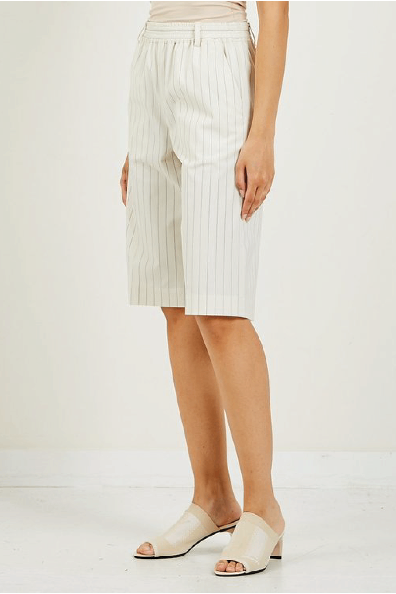 Baum und Pferdgarten cream blazer and short 36