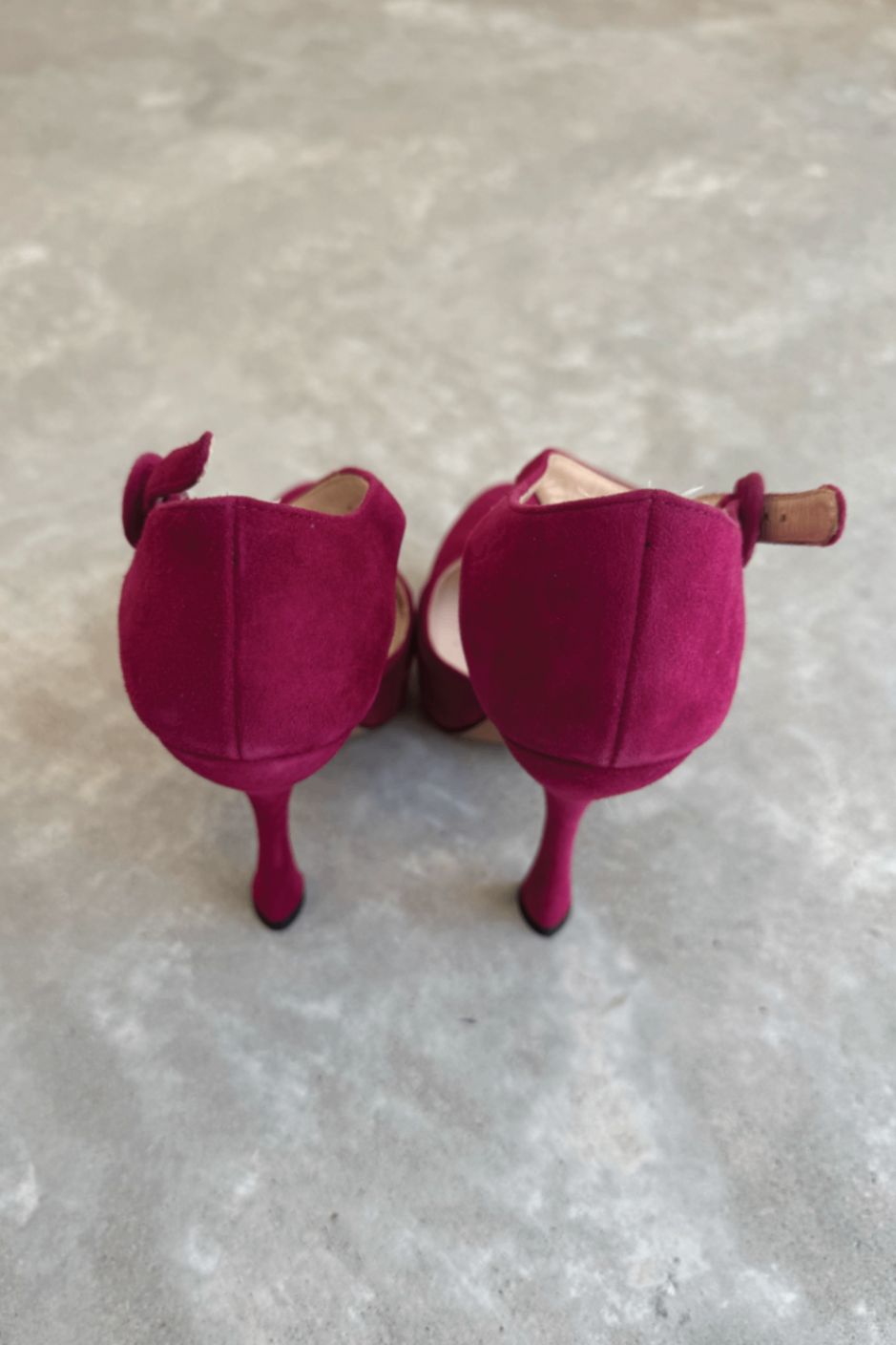 Prada Vintage (80s) magenta suede heel 37