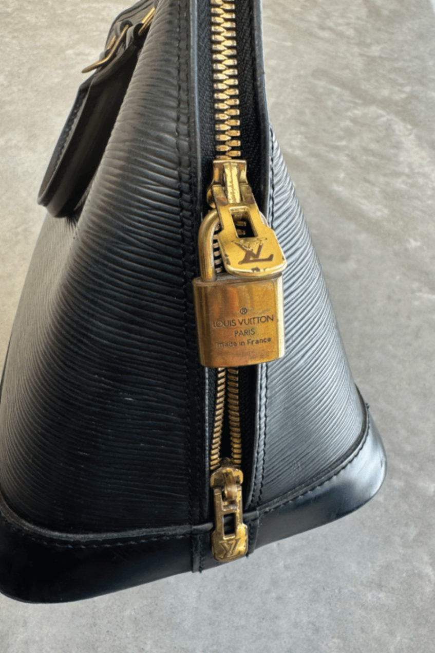 Louis Vuitton Alma small duffle Black EPI leather bag