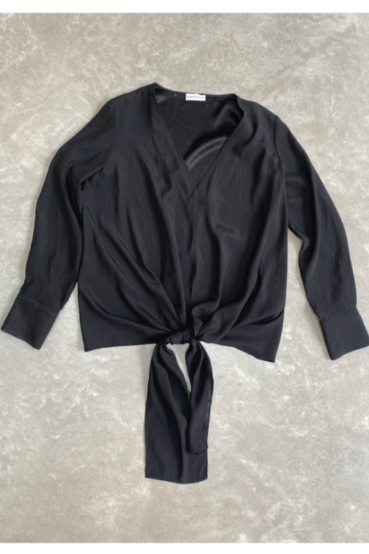 Scanlan Theodore black silk tie blouse 12