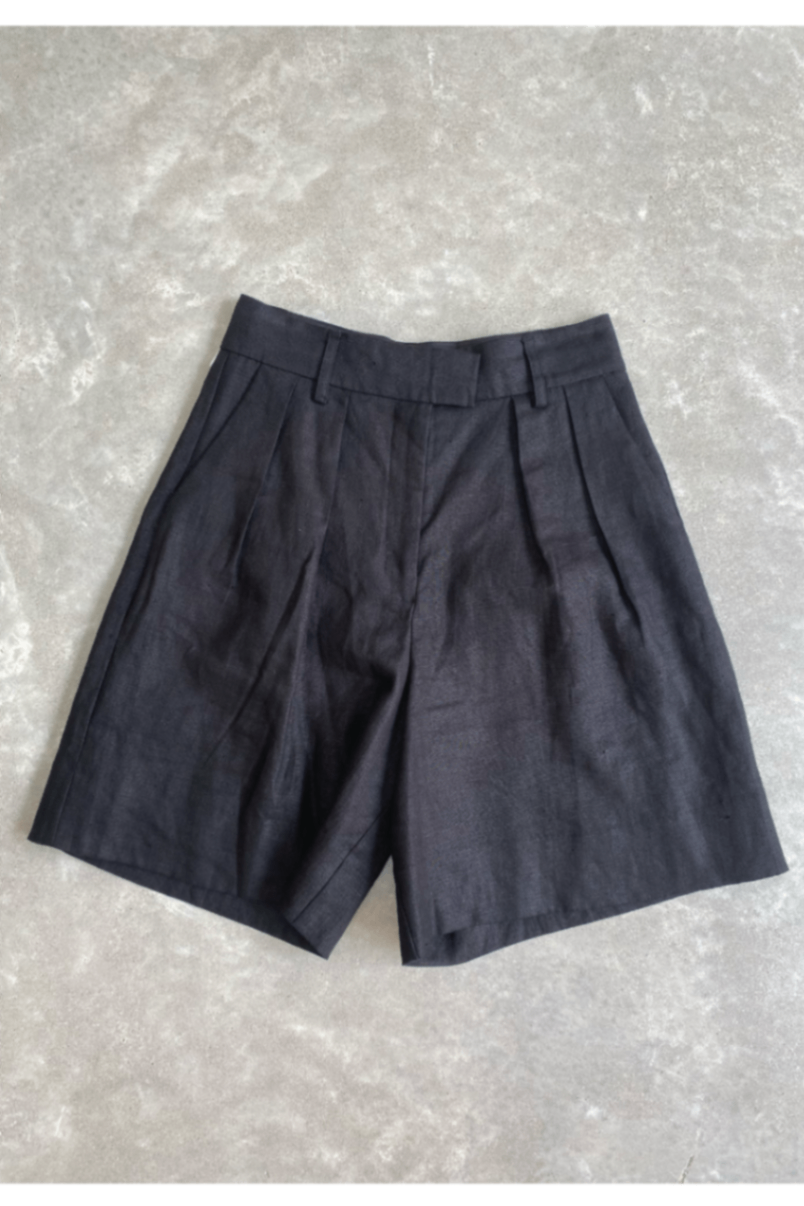 friends with frank black shorts S