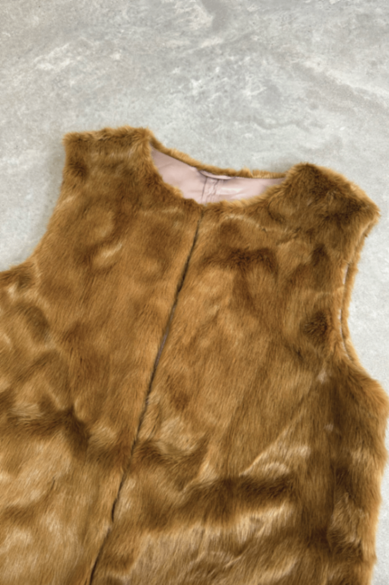H Brand brown fur vest M