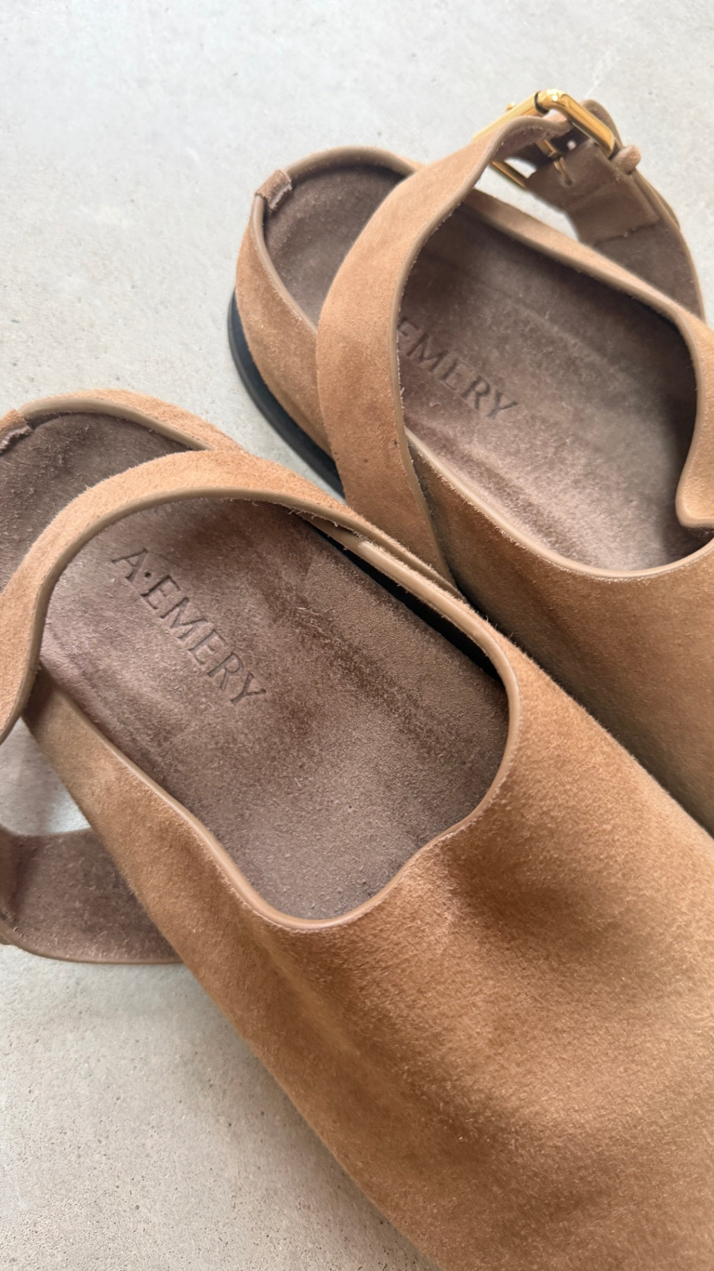 A emery taupe clog 40