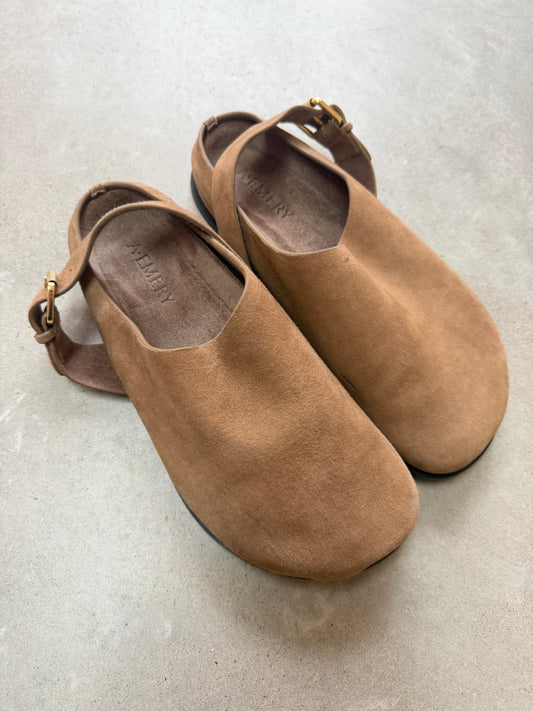 A emery taupe clog 40