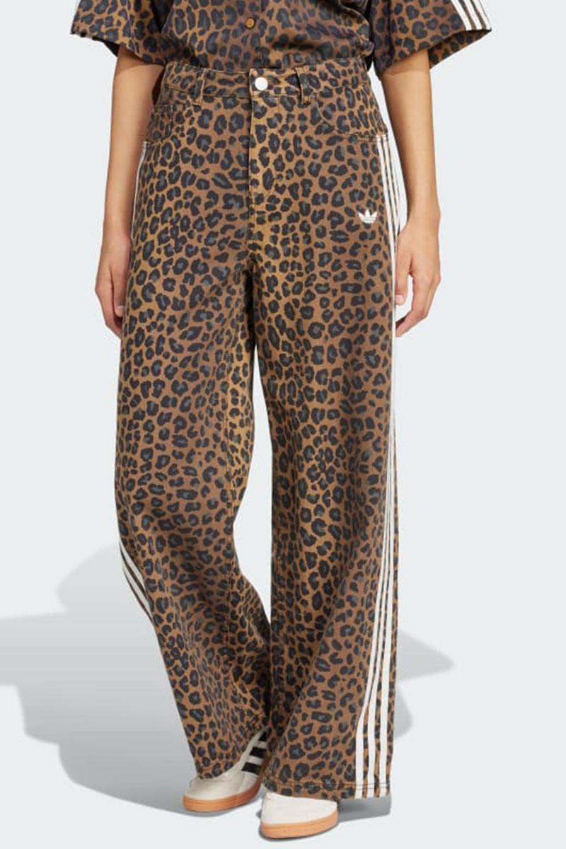 Adidas leopard logo relaxed fit pant 28