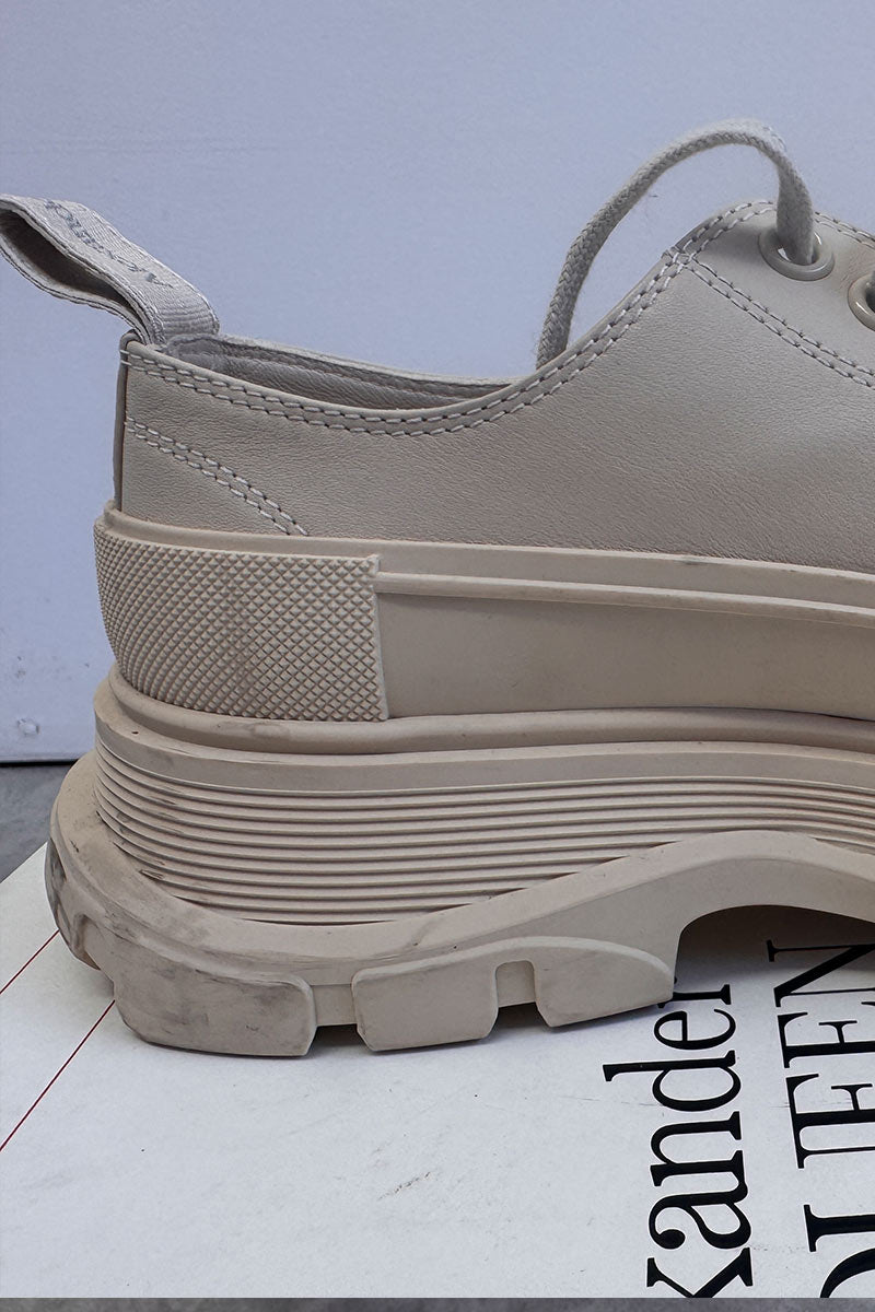 Alexander McQueen beige soft leather sneaker 39