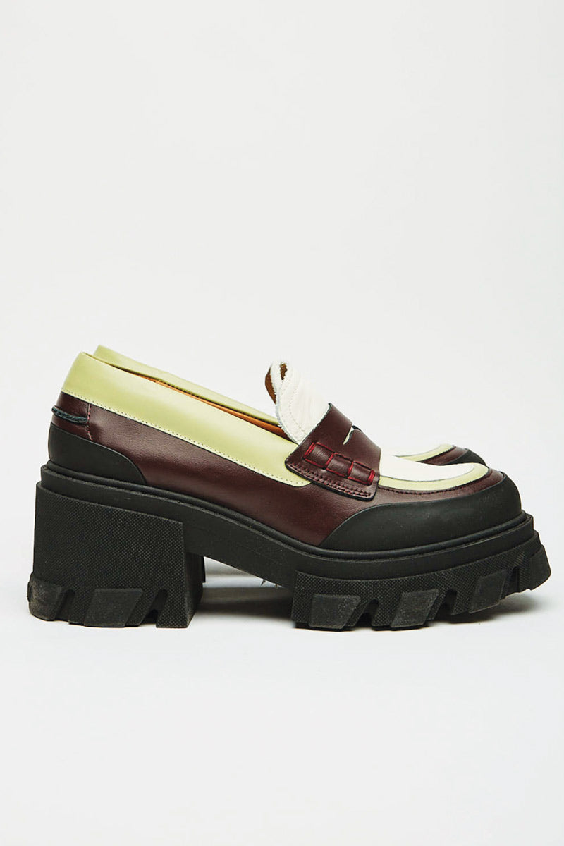 Ganni Calf leather loafer- Multi 36