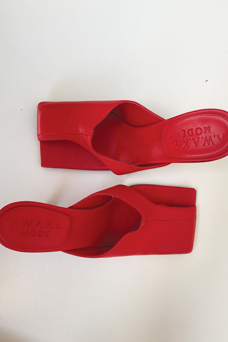 A.W.A.K.E Mode red leather sandals 35.5