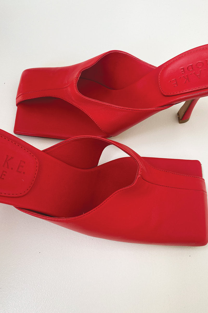 A.W.A.K.E Mode red leather sandals 35.5